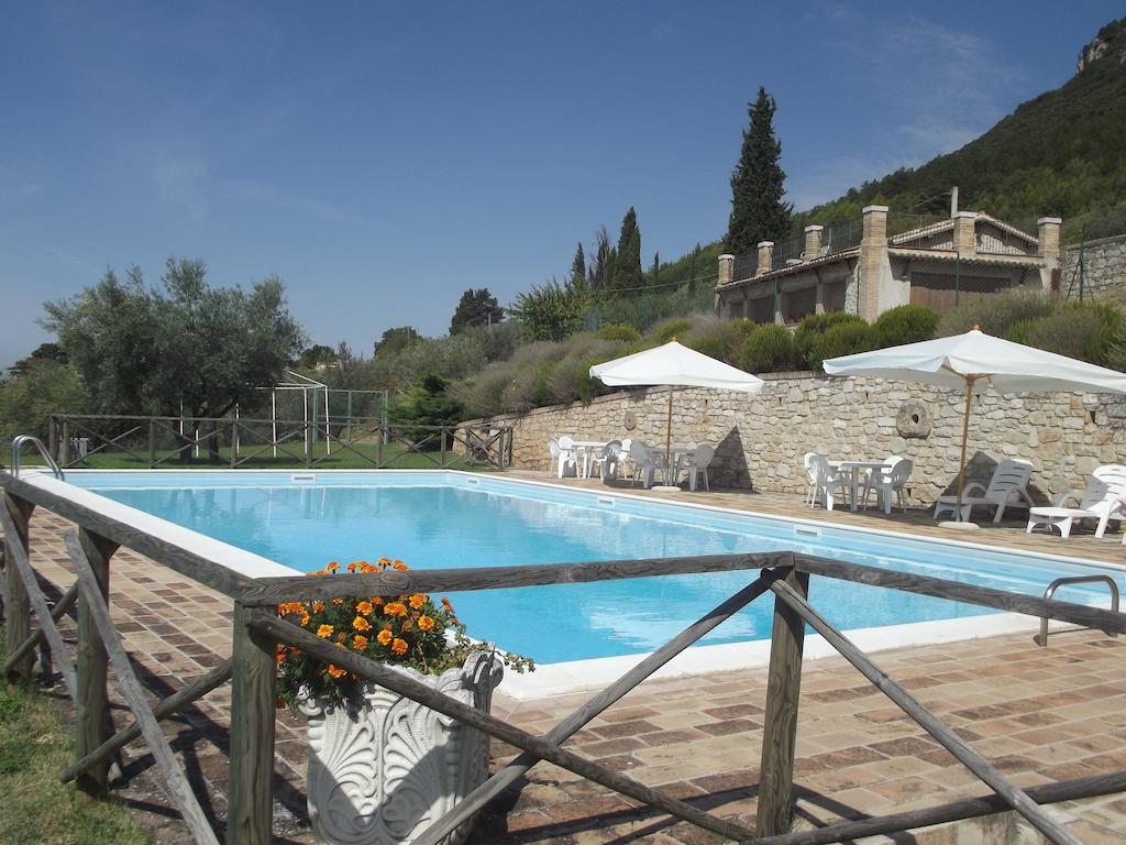 Capodacqua  Agriturismo Villa Gabbiano מראה חיצוני תמונה