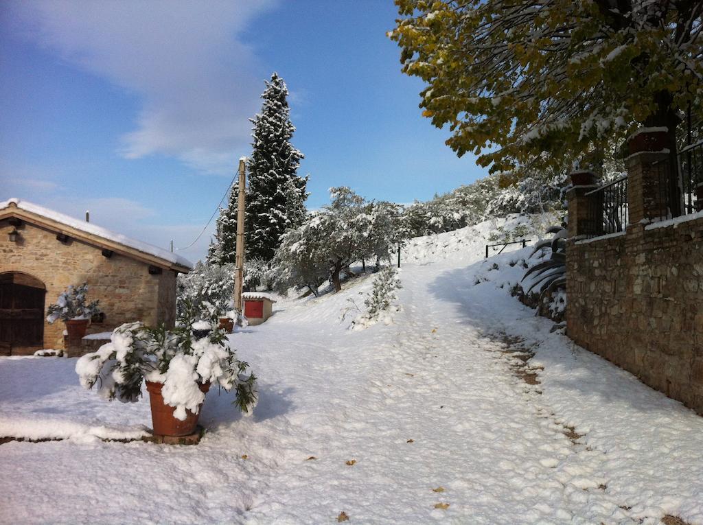 Capodacqua  Agriturismo Villa Gabbiano מראה חיצוני תמונה