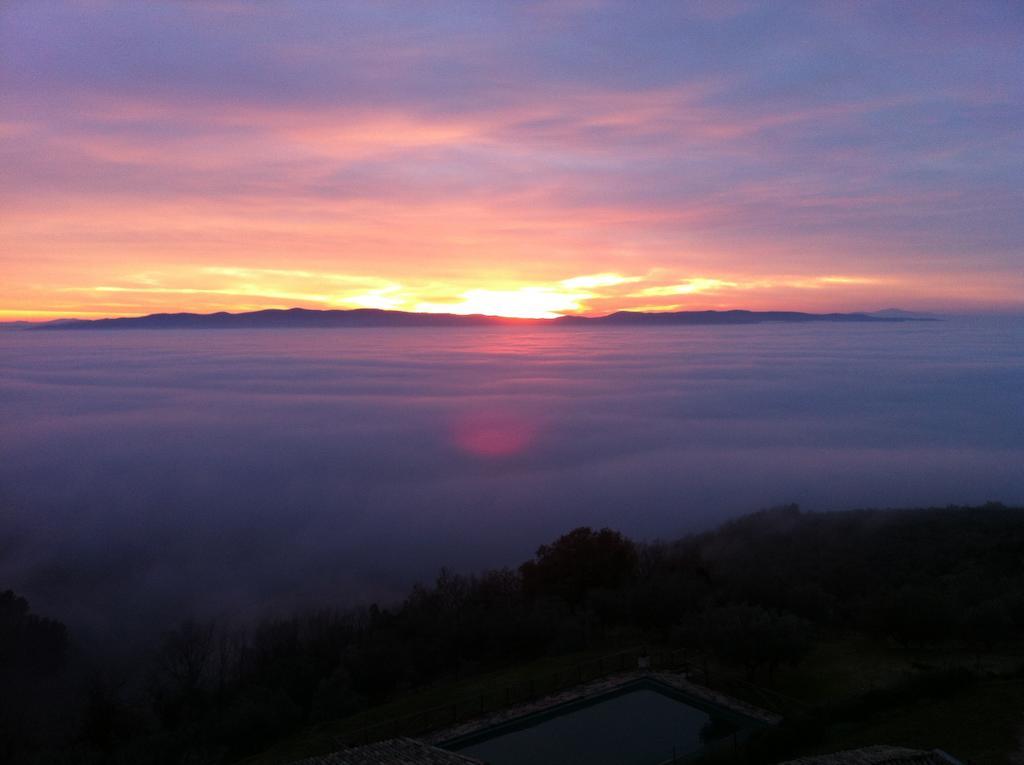 Capodacqua  Agriturismo Villa Gabbiano מראה חיצוני תמונה