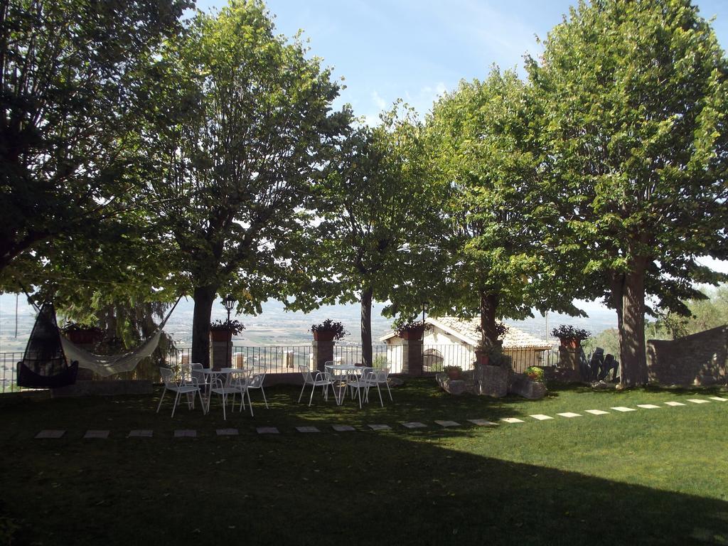 Capodacqua  Agriturismo Villa Gabbiano מראה חיצוני תמונה